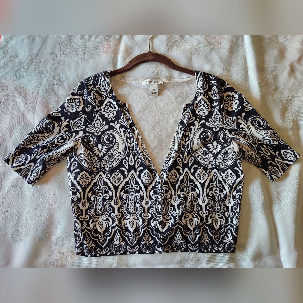 WHBM Short Sleeved Sweater Sz M!